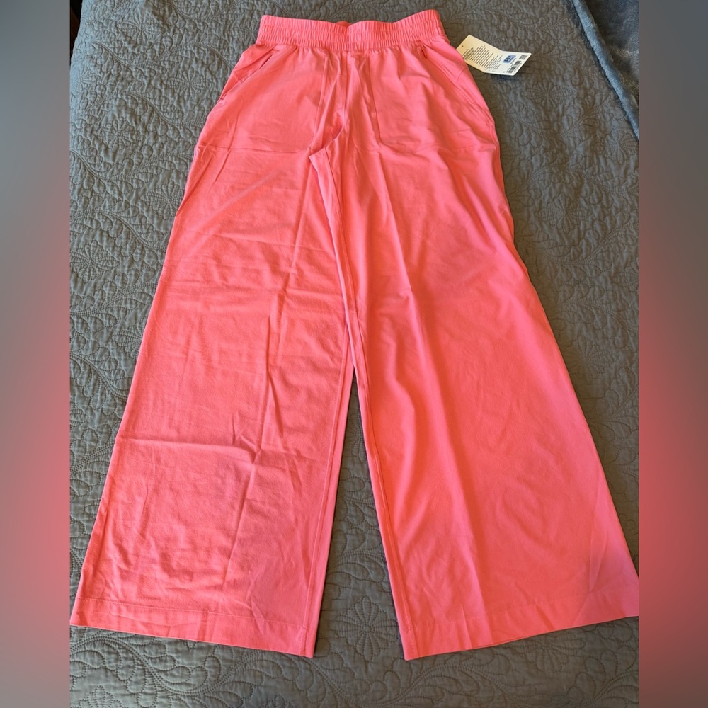 Lulu Lemon Swift wide leg mid rise pant coral color size 6